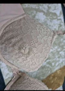 h&amp;m Lace Push-Up Bras (Set of 2)