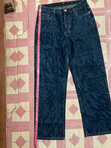 Graphic Print Denim Jeans