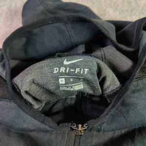 Nike Male Solid Hoodie - Chest 38