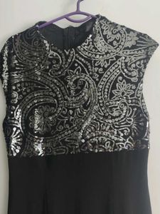 Elegant Black Maxi Dress