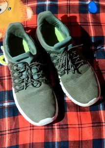 Green Sport Shoes