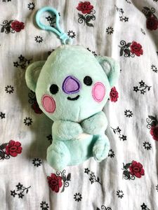 BTS BT21 PLUSHIE KEYCHAIN