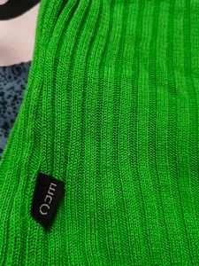 Stylish Green Crop Top