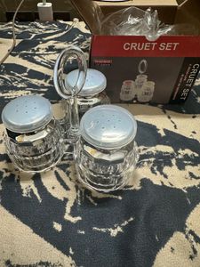 Cruet Set