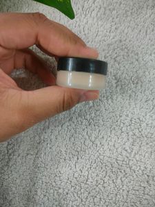 Plum Body Lovin&#39; De-odorizing Pit Cream