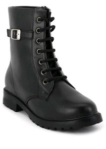 Elegant Black Boot