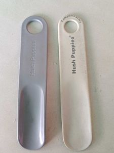 Hush Puppies 2 Shoe Horns - Unused