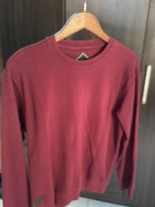Maroon Basic Sweatshirt