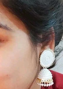white Jhumka 🤍