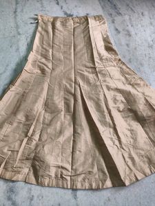 Lahenga/ Ethnic Gowns