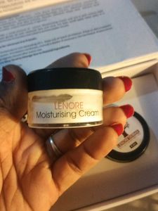 Lenore Derma Solutions (2 x 8Gm)
