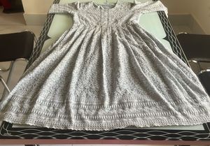 Chikankari Kurti Medium