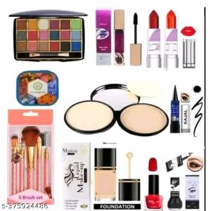 Catalog Name:*Fabulous Makeup Kits*Color: 15 FairF