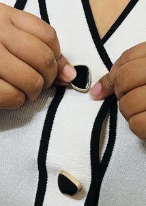 Elegant Cropped Cardigan