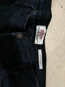 Roadster Tappered Fit Jeans