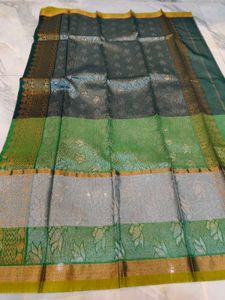 Green &amp; Gold Indian Saree