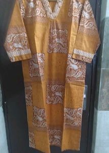 New Unused PureCotton Vneck Mughal Print Suit