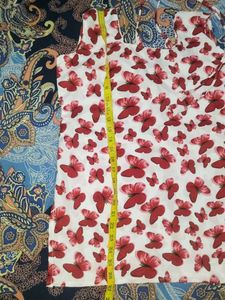 trending nack ,Sleeveless short kurti handmade