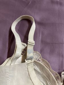 Lace Detail Bra