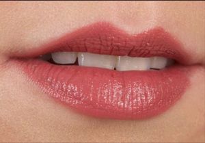 AAKARSH SUPER MATTE LIPSTICK