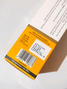 Dr Sheth&#39;s Kesar &amp; Kojic Acid Sunscreen