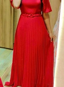 Gown (Pre Wedding Shoot Dress)