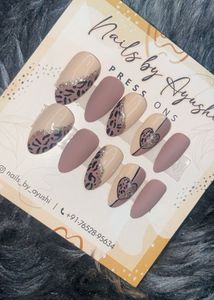 Presson Nails