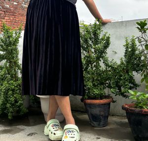 Classic black skirt 🖤