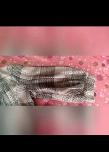 PINK CHECKED OVERCOAT/ TRENCH COAT. Size M To L