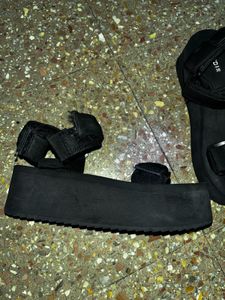 H&amp;M Platform Sandal