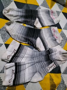 5 Pair Women Socks 100 Rs