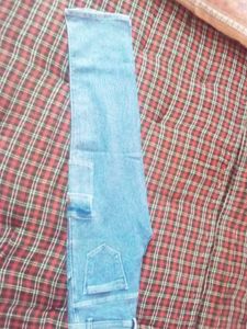 Light Wash Denim Jeans