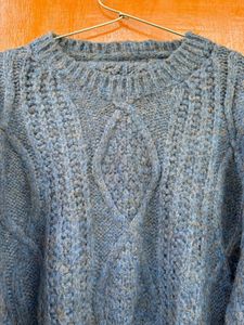 Blue Cropped Sweater With Yellow Threads