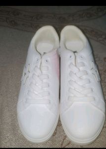 White Casual Sneakers
