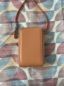 Flount It Crossbody Cell Phone Bag