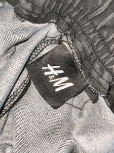 H&amp;M Cargo Bottom wear ⭐