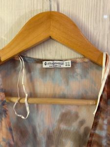Beach Wear Kinds Top With Knots And Cute Sleeves