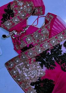 Dark Rani Colotlr Designer Saree With Blouse