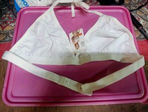 WHITE BRA BIKINI STYLISH TOP - SIZE 32-34