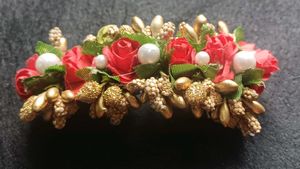 Beautiful Floral Hair Accessories Set