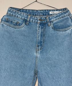 straight fit blue jeans