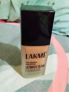 Lakme Invisible Finish SPF 8 Liquid Foundation, Sh
