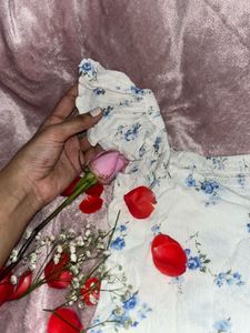 Floral Flutter Sleeve Top
