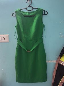 Green Sleeveless Dress