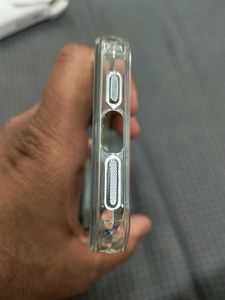 Tech21 EvoClear iPhone 15 Pro Case