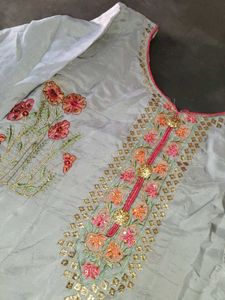 diwali offer 🎉🔥Embroidered suit