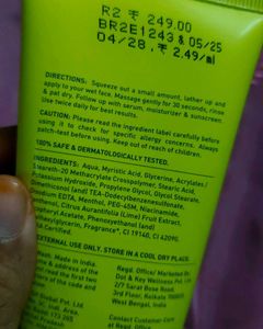 Dot &amp; Key Face Wash