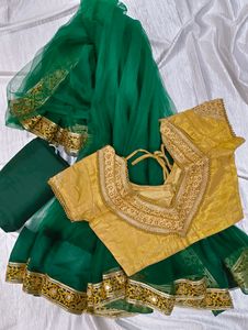 ✨Green Net Saree - Fullset New✨