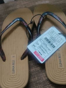 Luna Blu Flats & Sandals