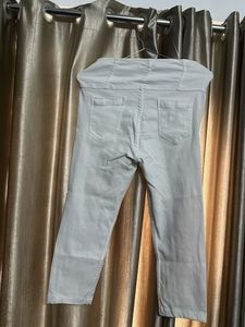 3/4  White High-Waist Button-Fly Seamed Jeans
